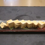 Sakedokoro Sui - クリームチーズの醤油漬け