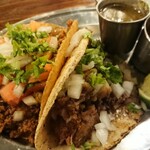 TAQUERIA LA FONDA - ピカディヨ、スワデロ