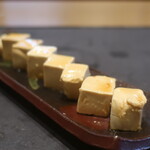 Sakedokoro Sui - クリームチーズの醤油漬けアップ