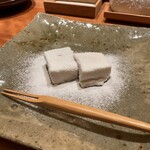 帝国ホテル 寅黒 - ココナッツわらび餅