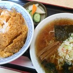 小進庵 - 料理写真:ラーメン＆かつ丼