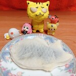 Tenri yaki - もちもちの白たい焼(小倉あん)  150円（税込）