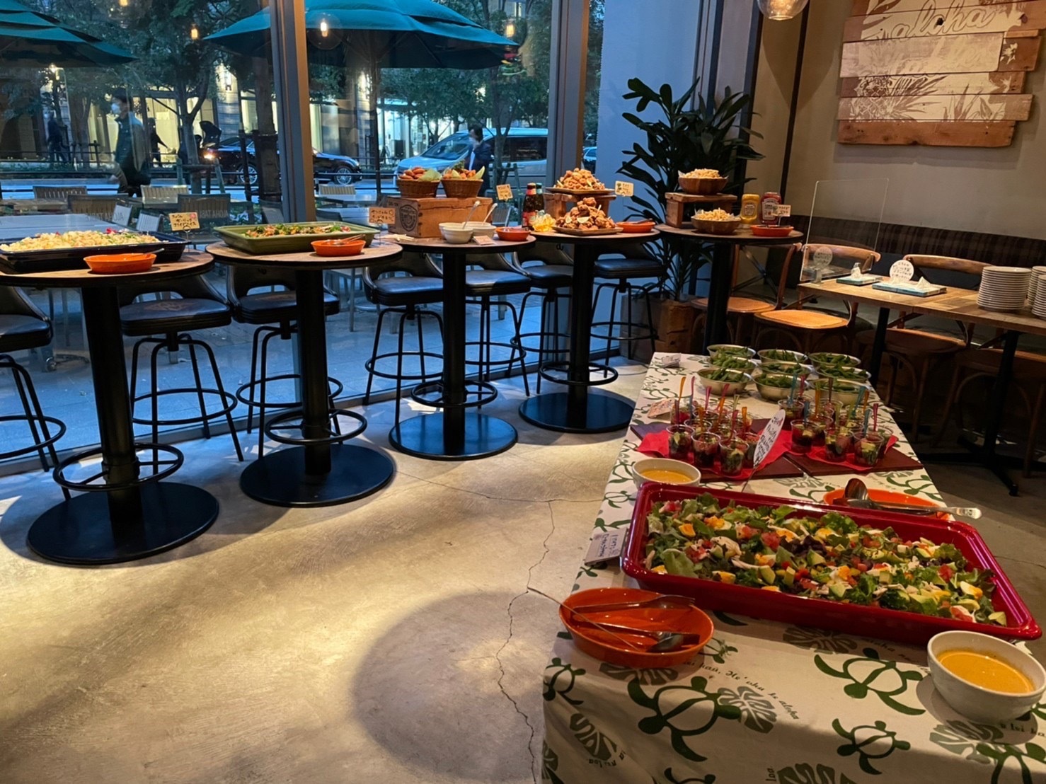 写真 : アロハテーブル 大崎 - 大崎/ダイニングバー | 食べログ