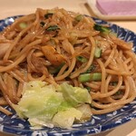 ロメスパ専門店 ボーノボーノ - キャベツは酢キャベツでなく炒めキャベツ？