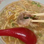 ラーメン玉津 - チャーシューも多め