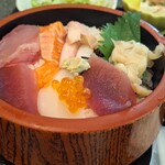 旬菜山 - 海鮮丼