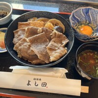 松阪牛 よし田 - 黒毛和牛すき焼き丼　1,200円
