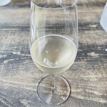 レヴォ - 【NAペアリング①】黒文字の木で香り付けしたキハダ蜂蜜の炭酸水