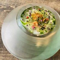 レヴォ - 【①岩魚】岩魚の出汁ジュレ、雲丹、じゅんさい、馬鈴薯ピューレ、モロヘイヤ、大葉オイル、梅肉ソースほか