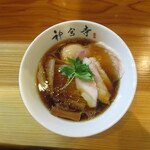 Tsukesoba Jinguuji - 醤油らぁ麺味玉入り
