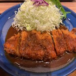 Tonkatsu ma mezon zowandashithiten - デミグラスソースを目の前でかけてくれる