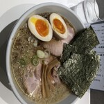 Asunaro - チャーシューめん 1000円。大盛り 150円。味玉 100円、海苔 100円トッピング。