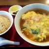 中国料理 季津 - カニ入りサンラータンメンと、ミニチャーハン