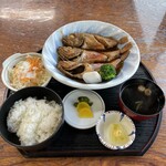 魚庄 - 煮魚定食　１６５０円
