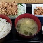 風の子 - 料理写真:から揚げ定食(800円)