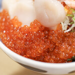 海鮮丼専門五鉃 - 究極の五鉄 いくら☆