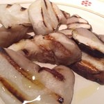 アルタムーラ - フレッシュポルチーニをシンプルにグリルしてエキストラバージンオリーブオイルで♡