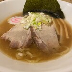 中華そばつけ麺 永福 - 具材はチャーシュー、なると、シナチク、海苔