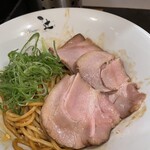 Ramen 辻 - チャーシュー投入