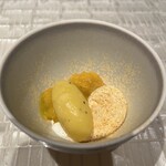 ベージュ アラン・デュカス 東京 - 