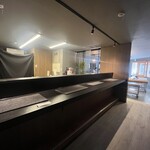 魚屋 Fish.K - 中はこんな感じです！