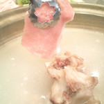わらじ - 京都はんなり豚×牛テール白濁スープのコラボが美味い。