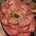焼肉 肉萬 - 
