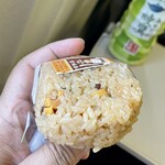 ニューデイズ - ホヤおにぎり アップ