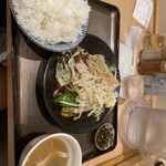 和風回鍋肉専門店 だしや。 - 