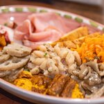 ピッツェリア・エ・バール・レガーメ - 2023.11 前菜盛り合わせ（2,420円）