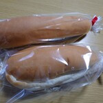 パンと菓子 旭屋 - イチゴジャム (150円)↑あんバター (160円)↓