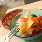 アマルフィイ カフェ - ショートパスタランチ（季節のお野菜のサラダ）