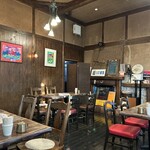 カフェ サルーテ - 店内