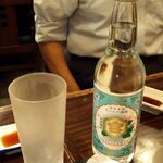 Sakagura Komachuu - 甲類焼酎「金宮」をボトル（600ml、1,980円）で