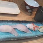 いその香り - 地魚握りおまかせ３貫(タルメ·ハマダイ·タカエビ)