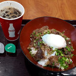 柿安 ミートエクスプレス - 牛肉しぐれ煮丼とアイスコーヒー　2023.11