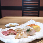 Washoku To Sushi Takumino Doujou - 