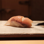 鮨 さいとう - 鰤　くどすぎない脂が最高です