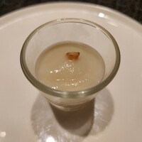 カントニーズ 燕 - 