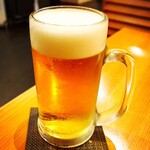 いざかや しん - 冷えた生ビールで喉を癒します(o^^o)