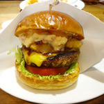 マグズカフェ - 11月限定@和風タルタルのえびふらいちーずバーガー(アップ)