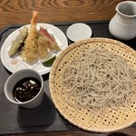 かわ名 - 天せいろ1890円、そば大盛り350円税込、以下内税表記、大盛りにしてもこの量、もう少し欲しかった。