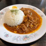 深大寺カフェ - 季節の野菜と豚バラ肉のスパイシーカレー