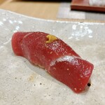 鮨 学 - 鮪赤身漬け