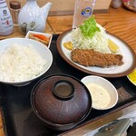 とんかつ駿河家 - 鮭フライ定食