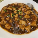 満山紅 - 麻婆豆腐はピリ辛マイルド