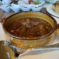 ポム・ダダン - 