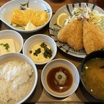 Yayoi Ken - アジフライ定食 ¥830、玉子焼き ¥220