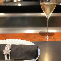 幻珠 - 
                    エンブレム付エプロンストラップ！