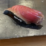 小判寿司 - 戻り鰹（気仙沼産）